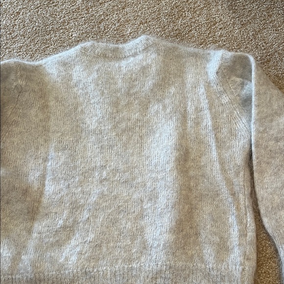 Wilfred Gray Sweater - Picture 3 of 6